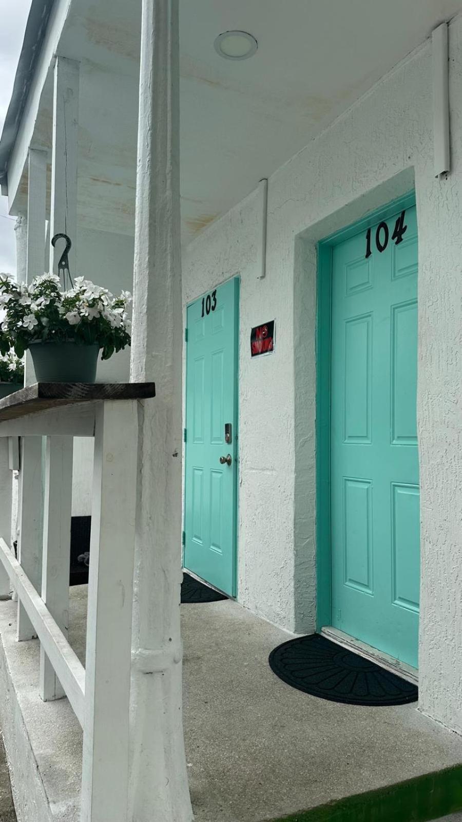 203 Miami Shared Rooms For Men Central Comfortable, Affordable Εξωτερικό φωτογραφία